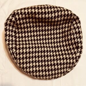 Houndstooth Beret